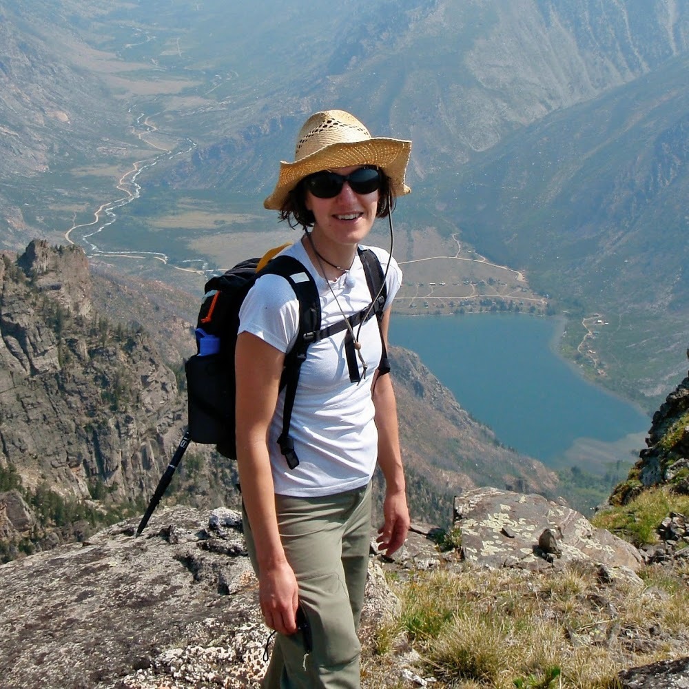 Meet your Posher, Liz